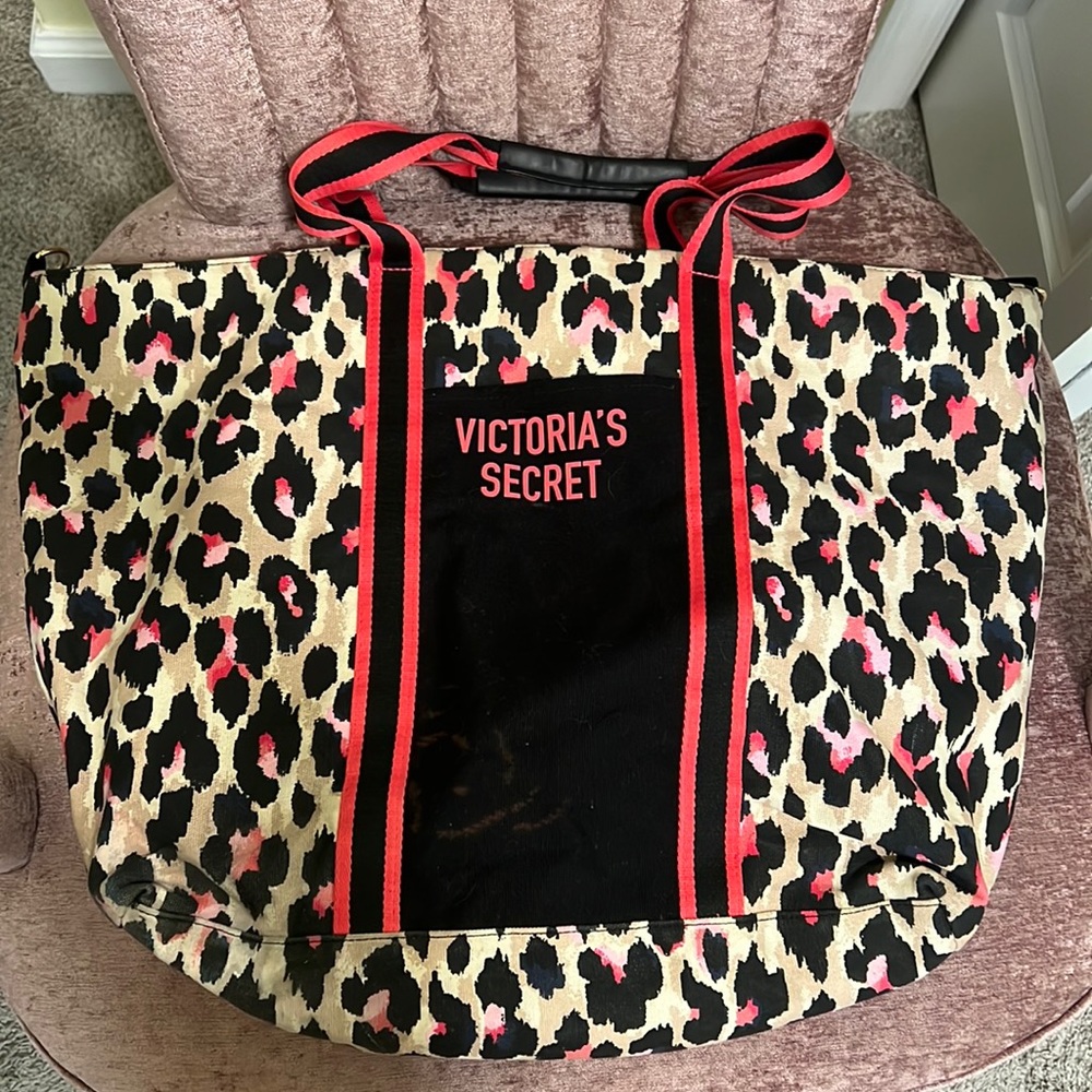 Pink Victoria’s Secret bag